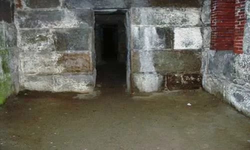 Corridor of Dungeons where Lady in Black has been seen