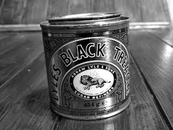 Treacle tin