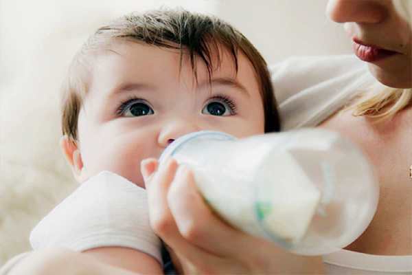 Breastfeeding increases a baby's IQ