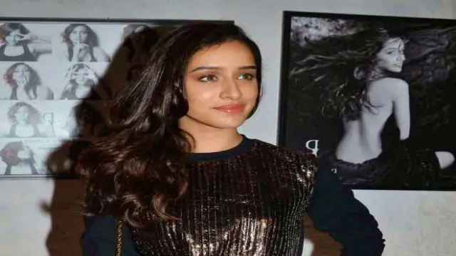 Shraddha Kapoor's Legs