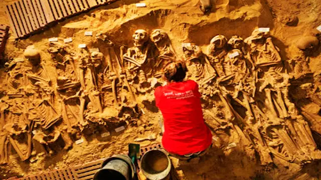 Graves Discovered Under Paris