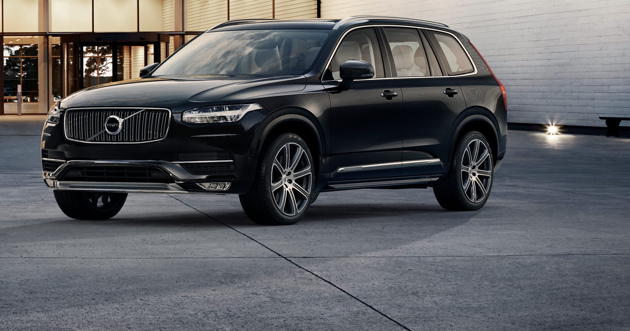 New Volvo XC90