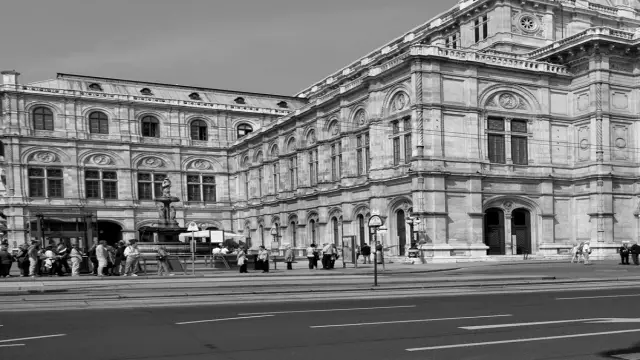 Walk in Vienna in 1913