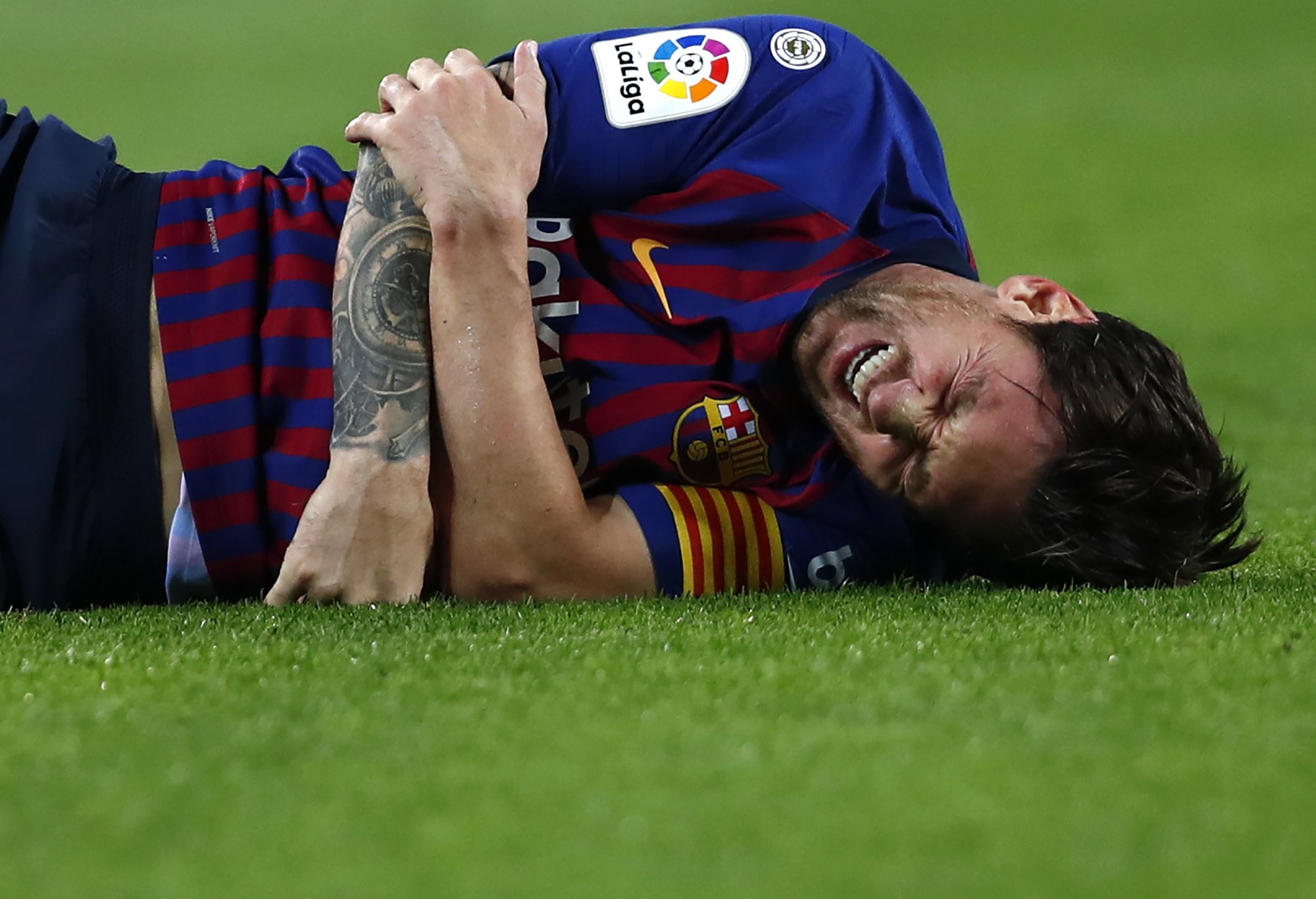 Lionel Messi To Miss Clasico With Fractured Arm