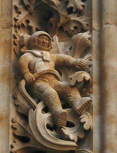 Astronaut-Carving-Ieronimus-Cathedral