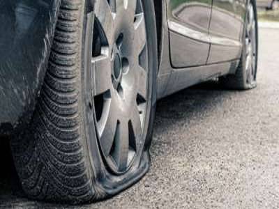 Climate activist deflated the tyres of 900 cars