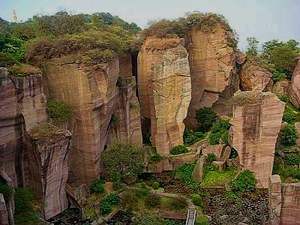 Baiyunshan Mountain 