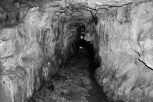 bell witch cave