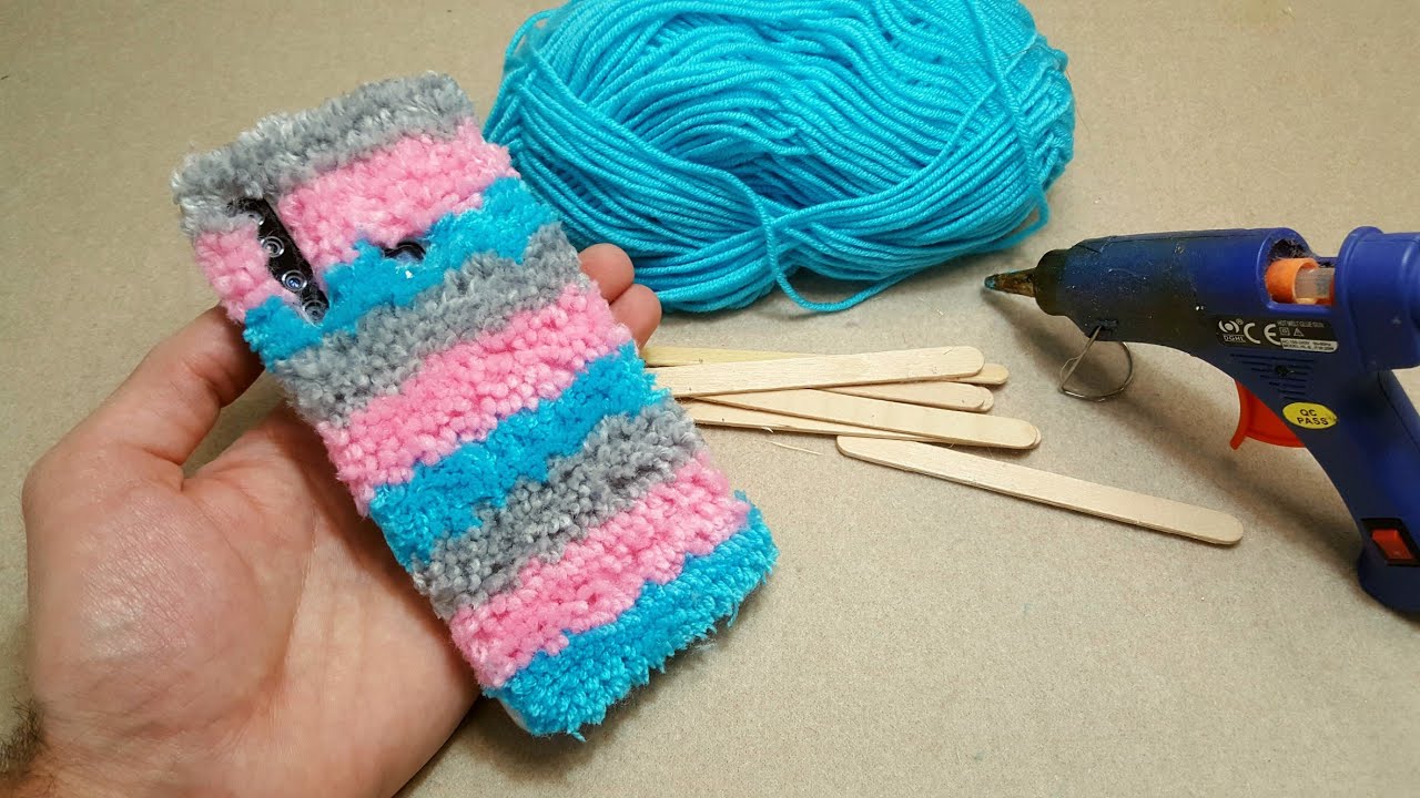 make mobile cover with wool