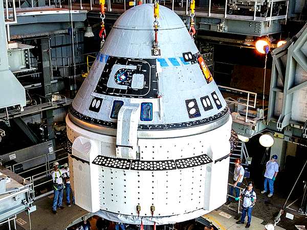 Boeing Starliner Crew