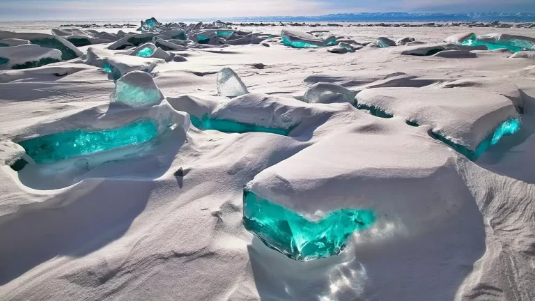 10 Surreal Places on Earth